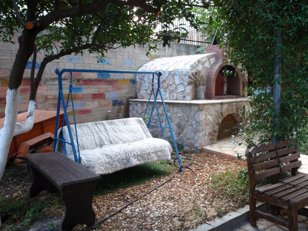 Apartment Studios Oasis Neos Marmaras