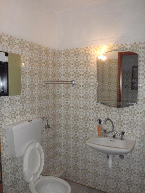 Apartment Studios Oasis Neos Marmaras