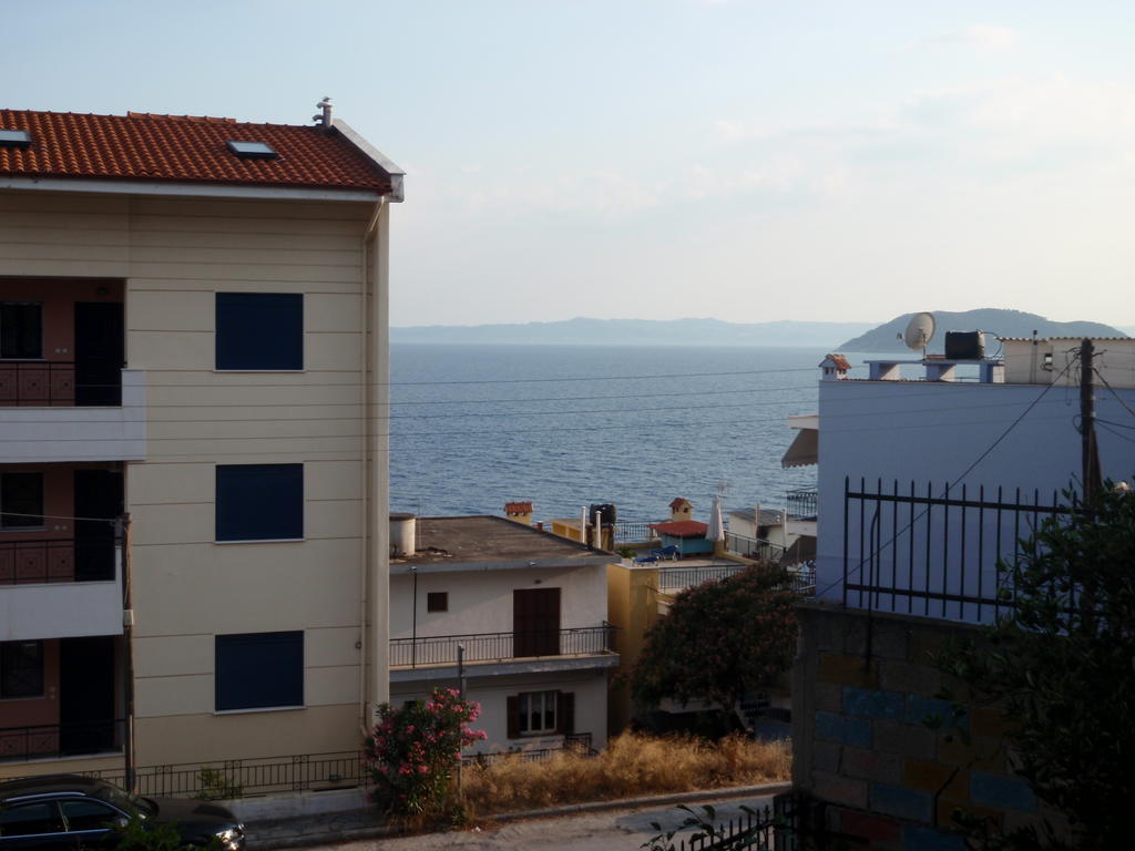 Apartment Studios Oasis Neos Marmaras