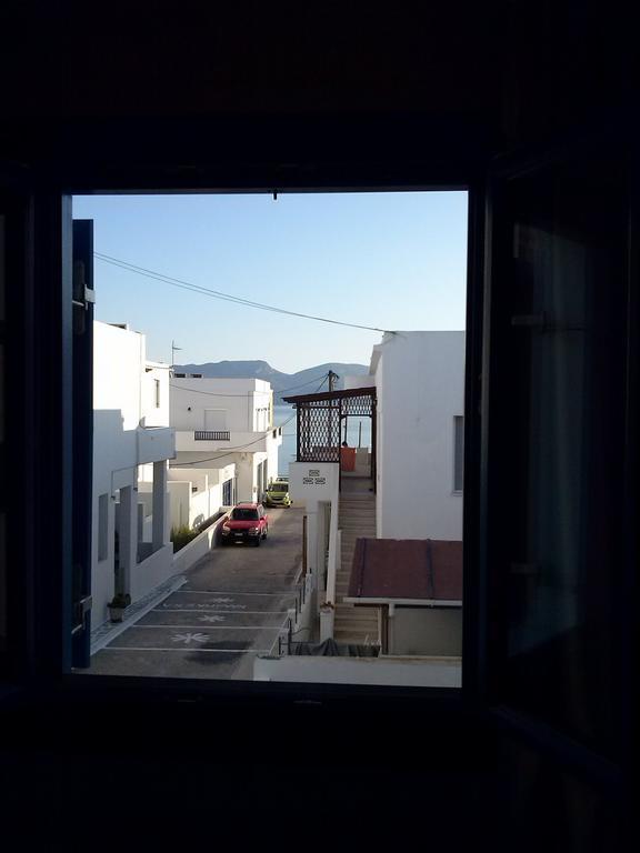 Apartment Eleni Adamantas (Milos)
