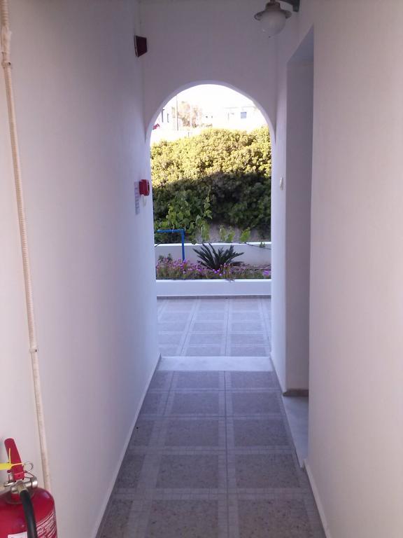 Apartment Eleni Adamantas (Milos)