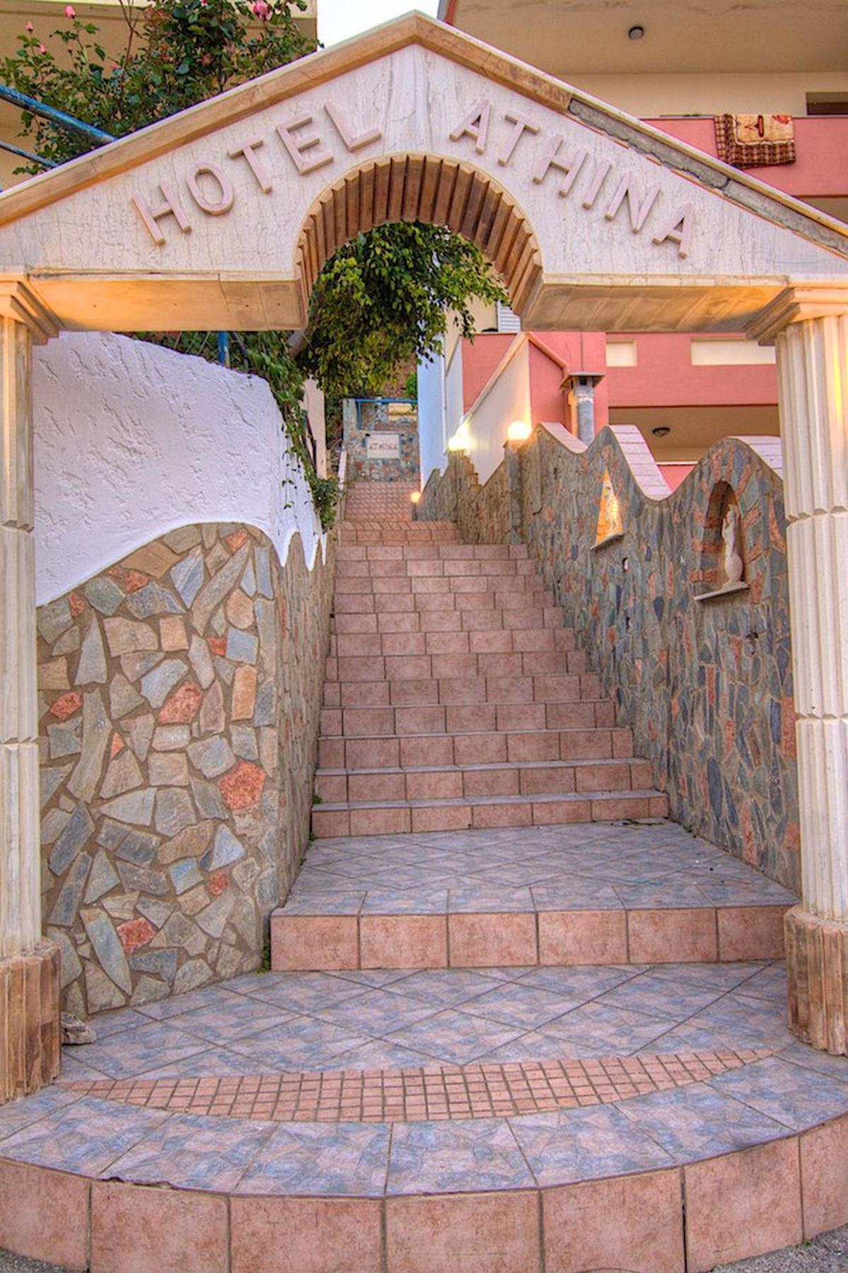 Hotel Athina 3*