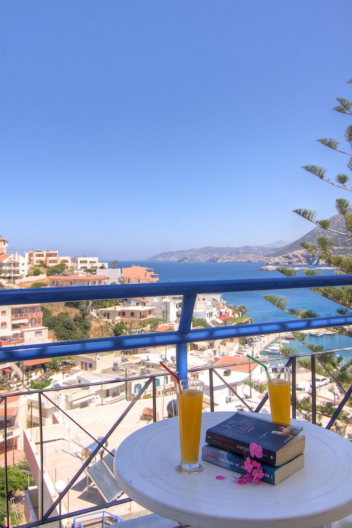 Hotel Athina 3*