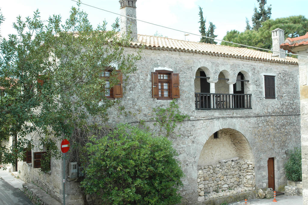Villa Katsaneiko Mansion *