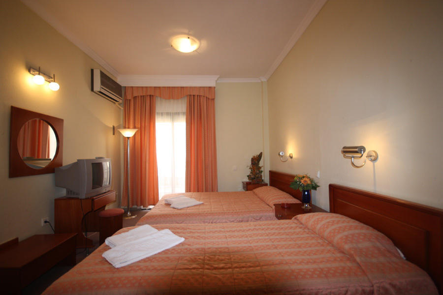 Guest house Cavo D' Oro 2*