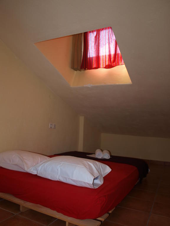 Hostel The White Rabbit Ormilia