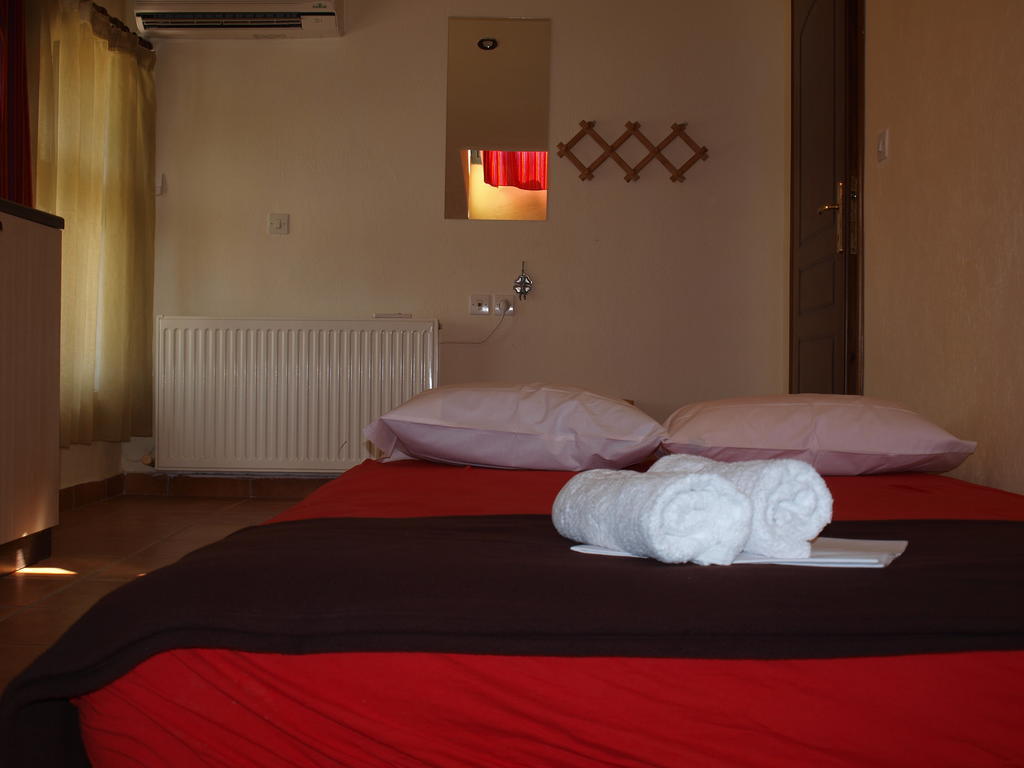 Hostel The White Rabbit Ormilia