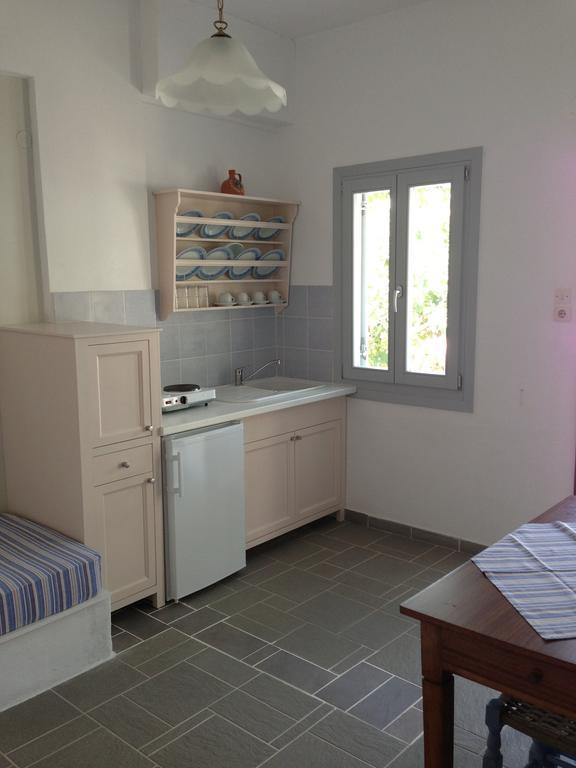 Aparthotel Aeolos