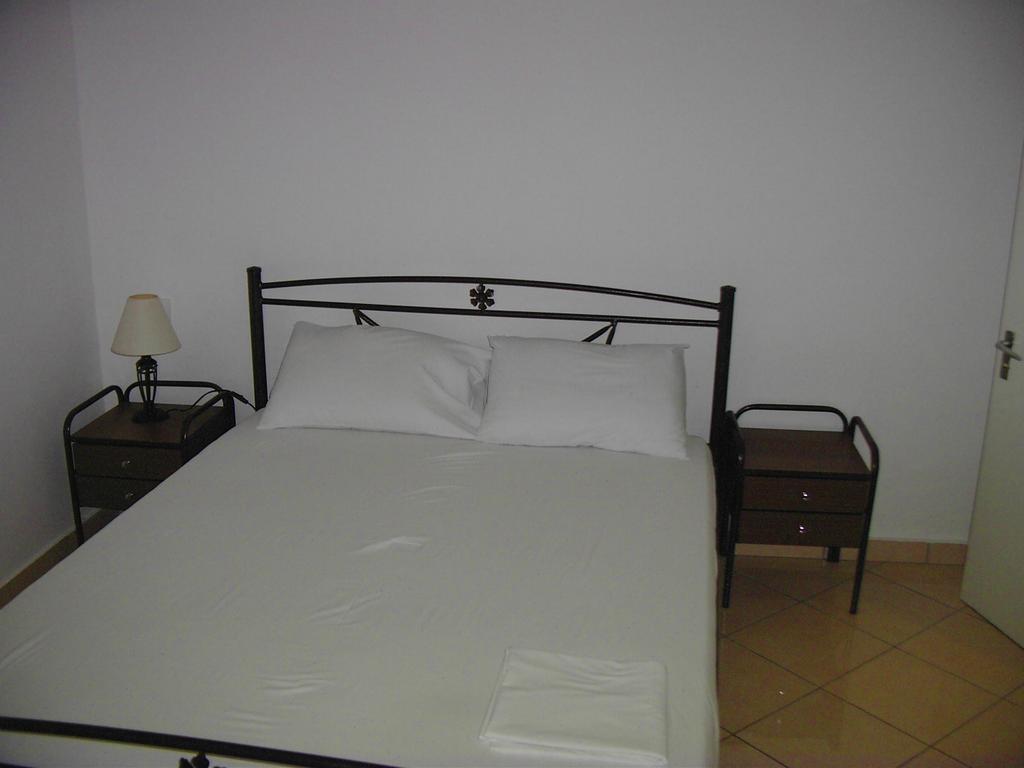 Aparthotel Banana Place 2*