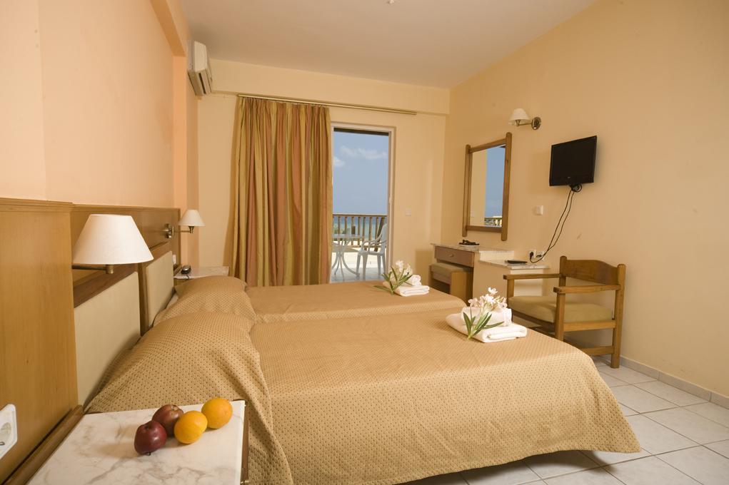 Hotel Maravel Sky & 3*