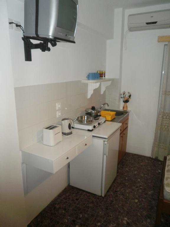 Agios Stefanos & Apartment *