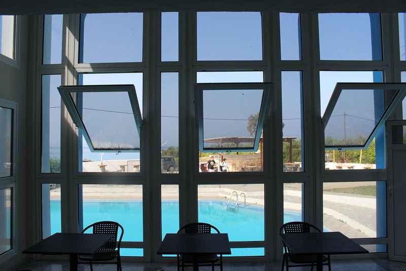 Skion Palace Hotel-bungalows & Boutique Nea Skioni