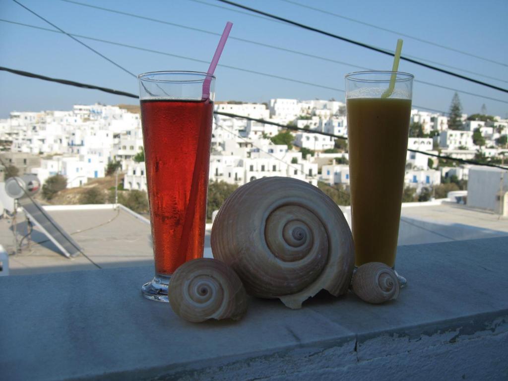 Augusta & * Naousa (Paros)