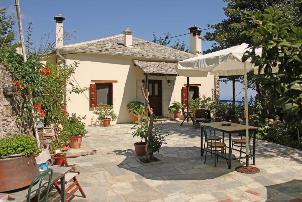 Kleopatra's Guest house *