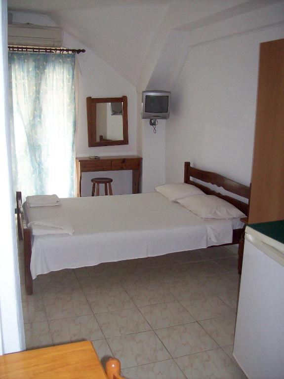 Aparthotel Petros Studios Poros (Kefalonia)