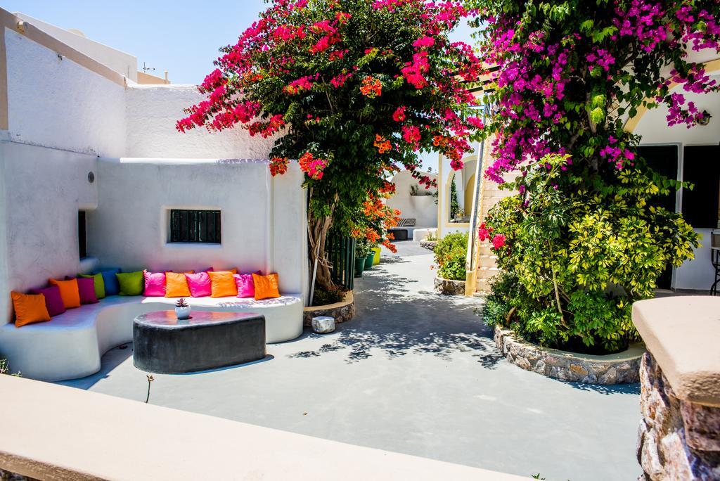 Apartment Paul's Perissa (Santorini)