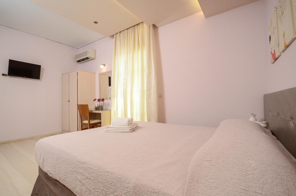 Aparthotel Spiros