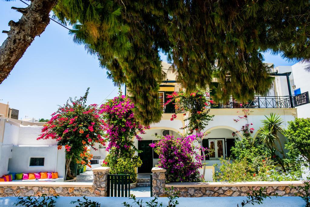 Paul's Perissa (Santorini)
