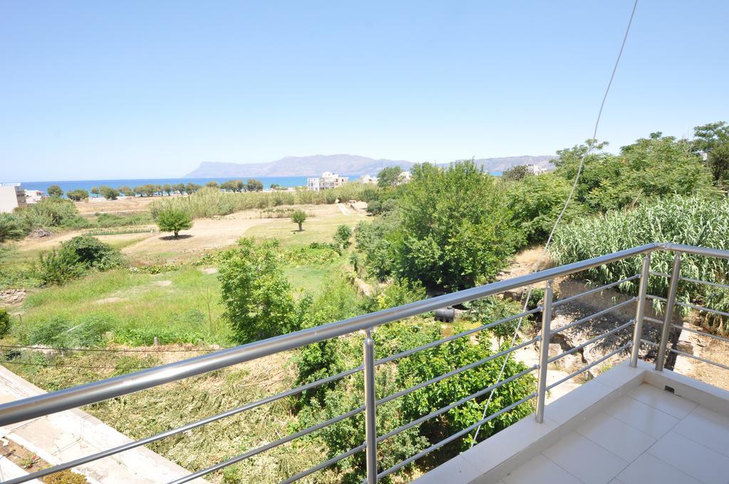 Aparthotel Bikakis Family