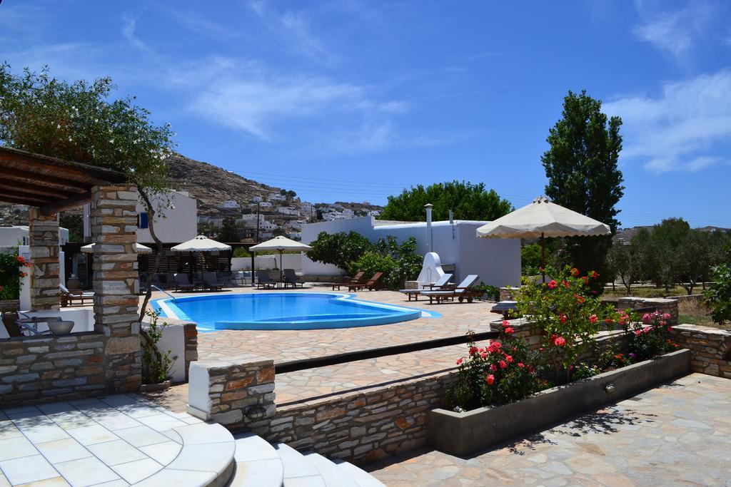 Hotel Brother's Chora (Ios)