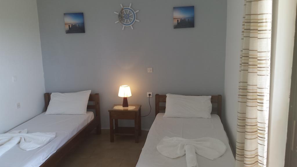 Aparthotel Leonidas