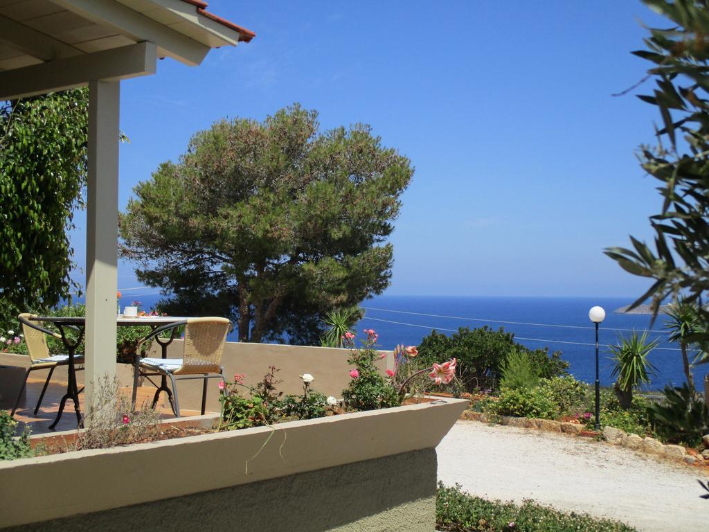 Aparthotel Theodosia 3*