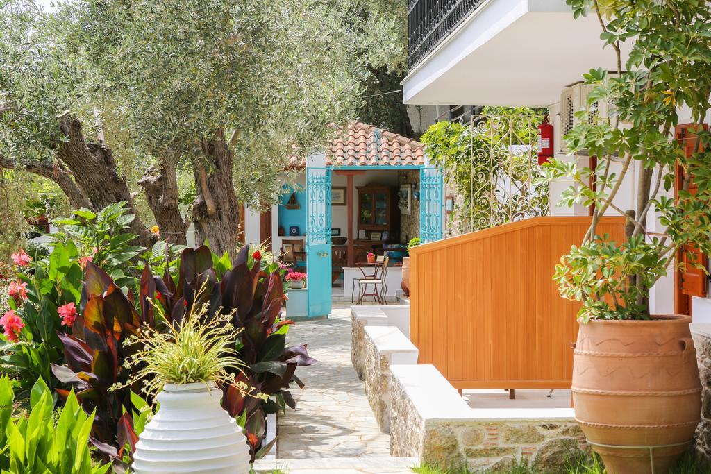 Studios Eleni Platanias (Skiathos)