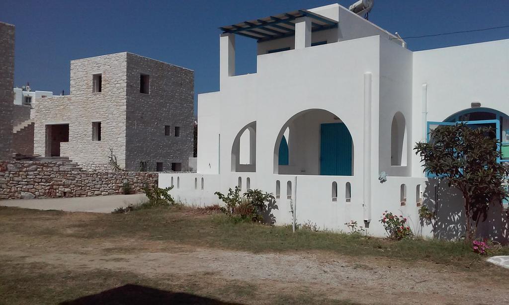 Apartment Studios Parian Blu