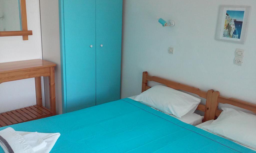 Studios Parian Blu