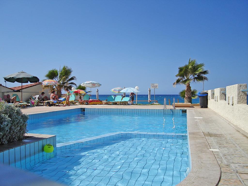 Aparthotel Seafront 3*