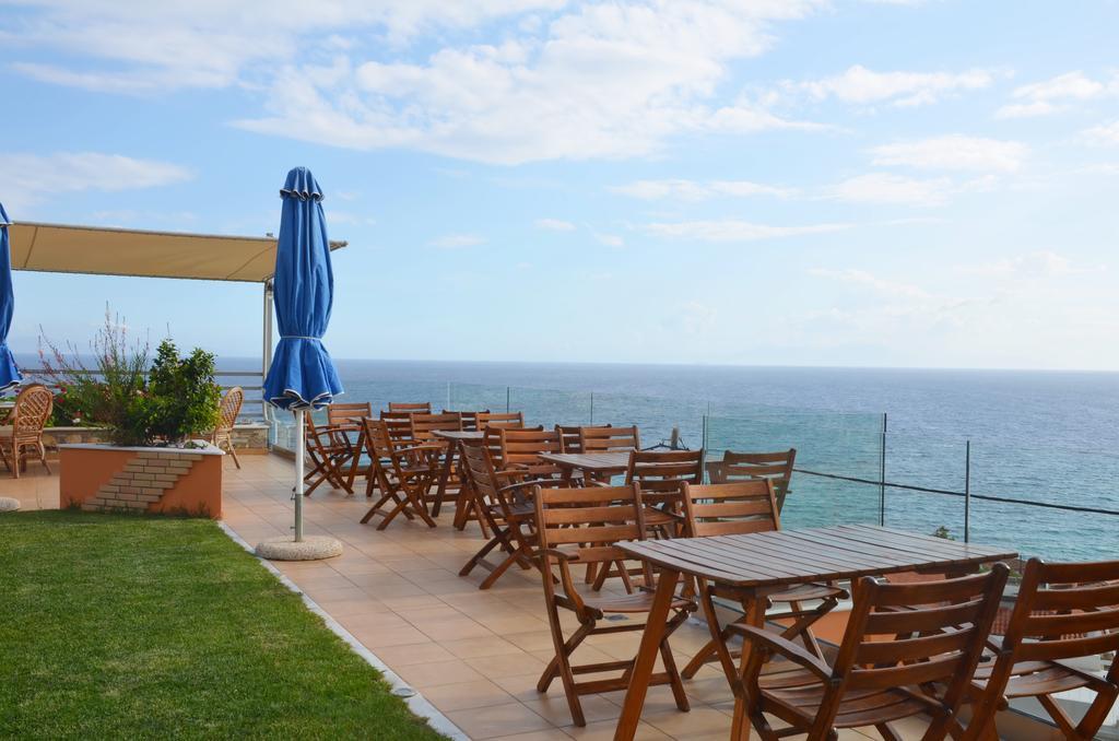 Hotel Vicky III