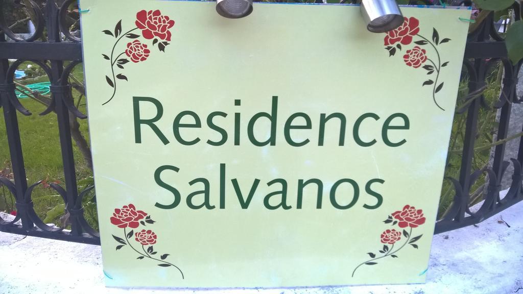Salvanos