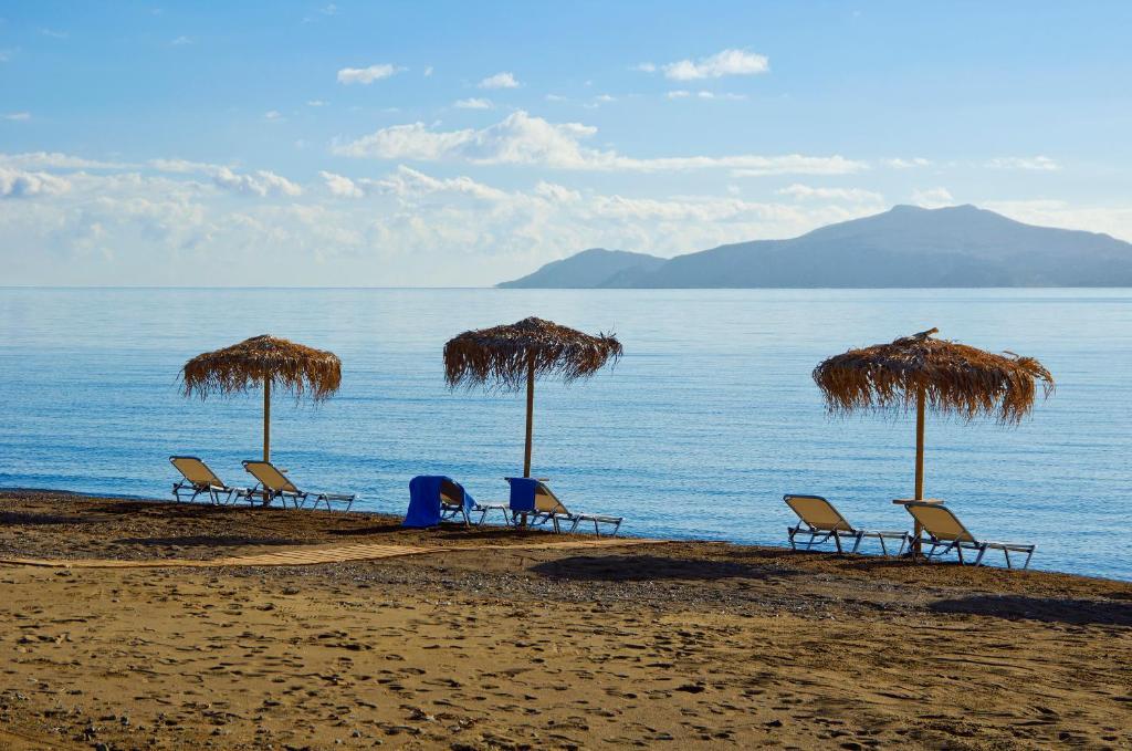 Aparthotel Makis