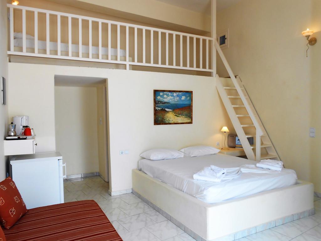 Livanios Adamantas (Milos)