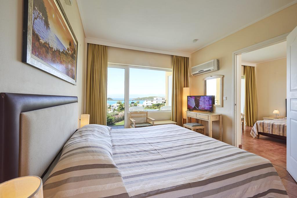 Hotel Nautica Bay 3*