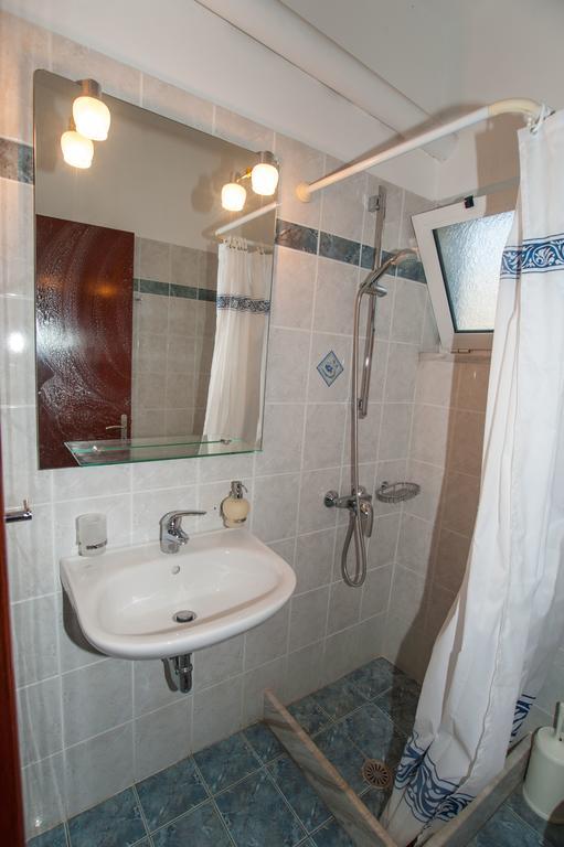 Apartment Akrogiali *