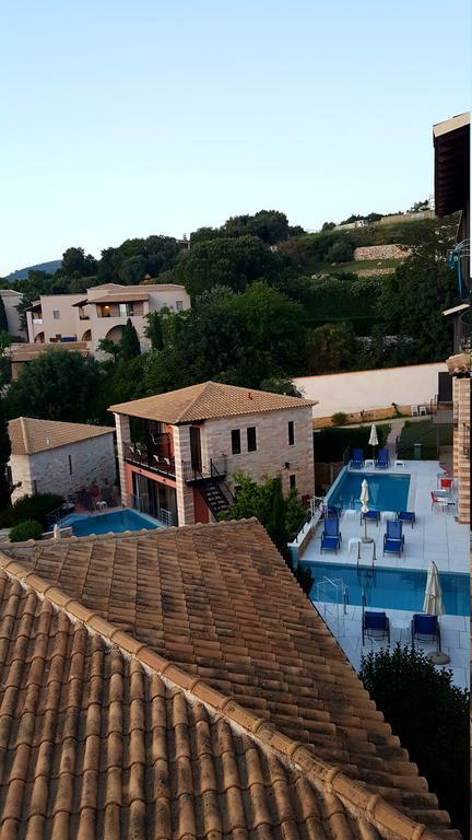 Aparthotel Ornella &