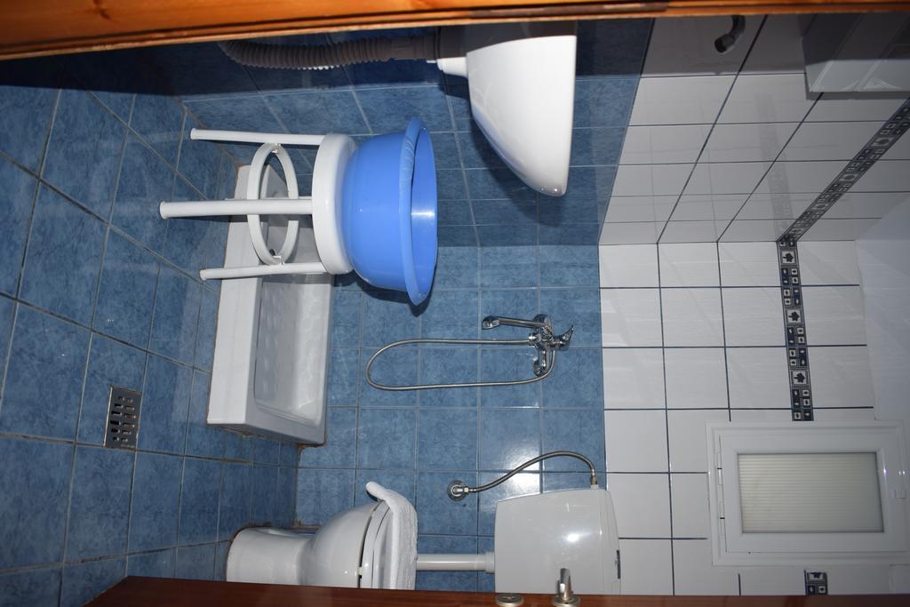 Apartment House Mantesos Koinira