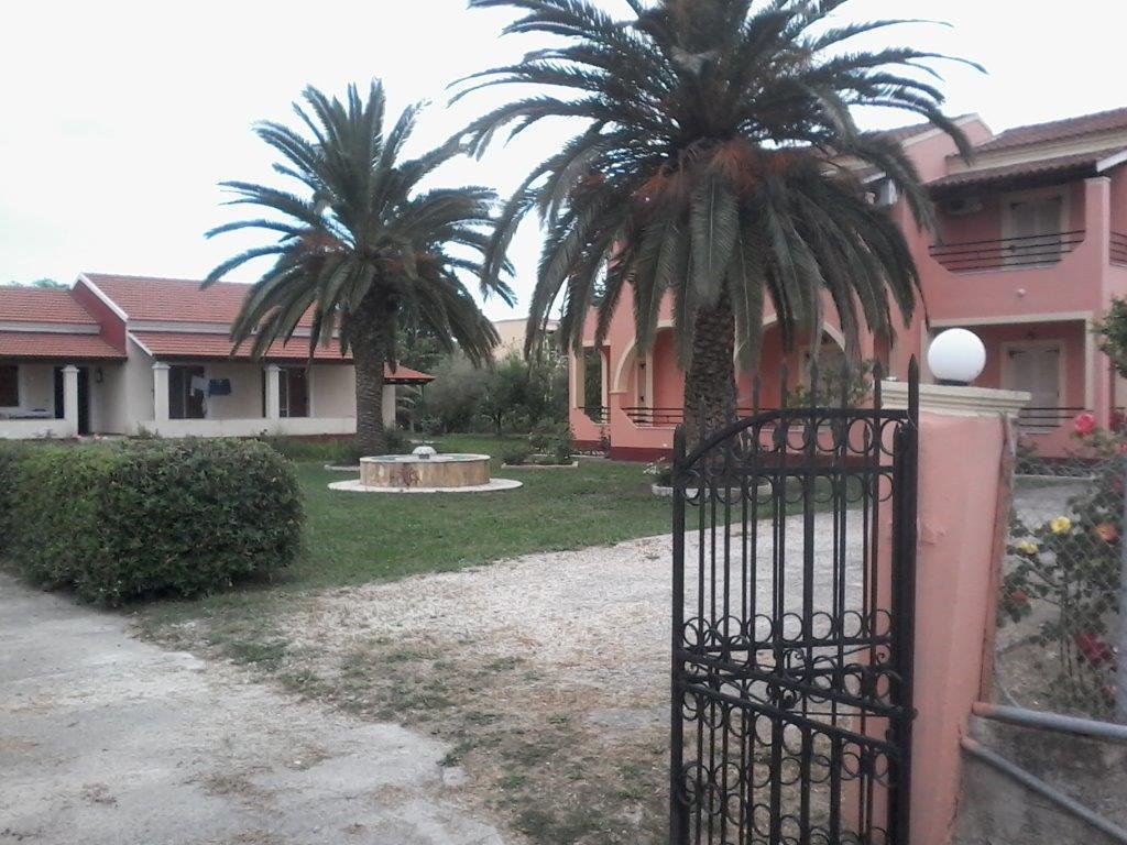 Apartment Adonis *
