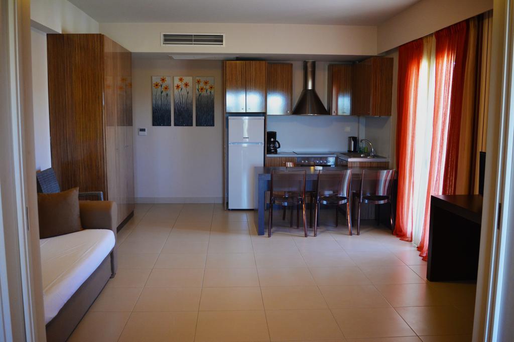 Aparthotel Tsokas 4*