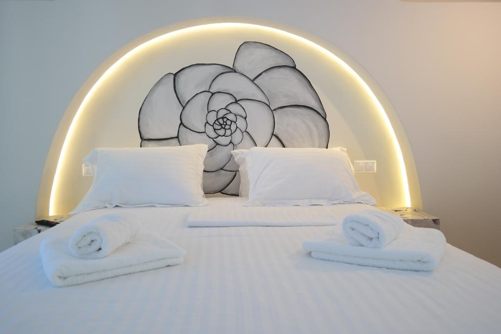 Aparthotel Maroussa 2*