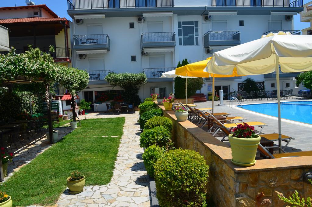 Aparthotel Elanios Zeus