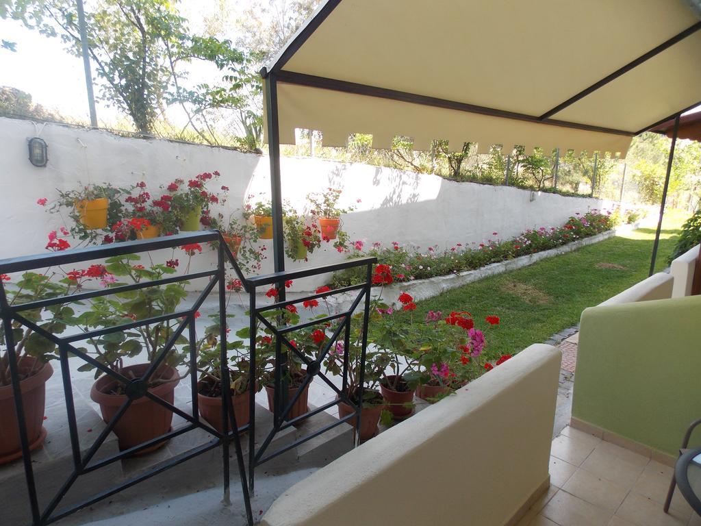 Apartment Nikos *
