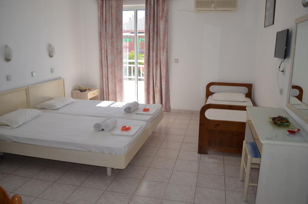 Aparthotel Memories 2*