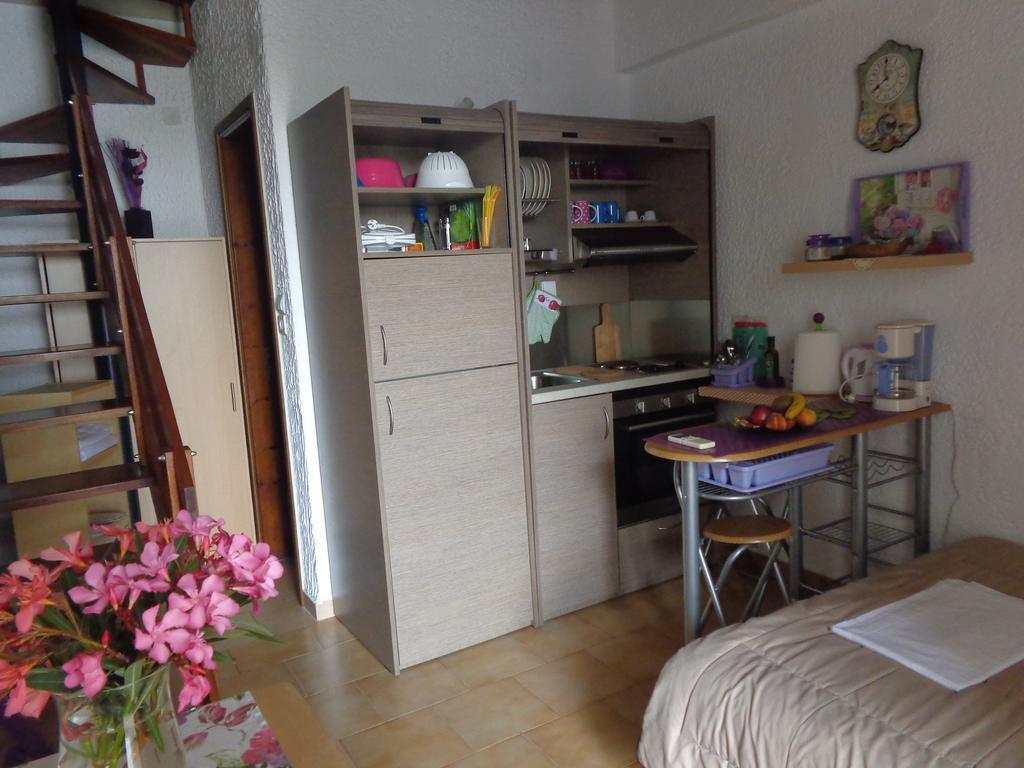 Hotel Angela Agia Marina (Aegina)