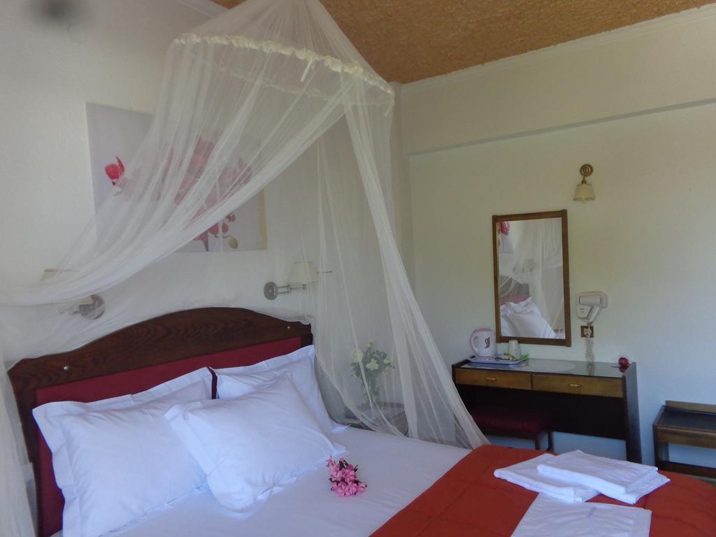 Hotel Angela 2*