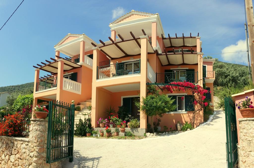 Asterida Sivota (Lefkada)