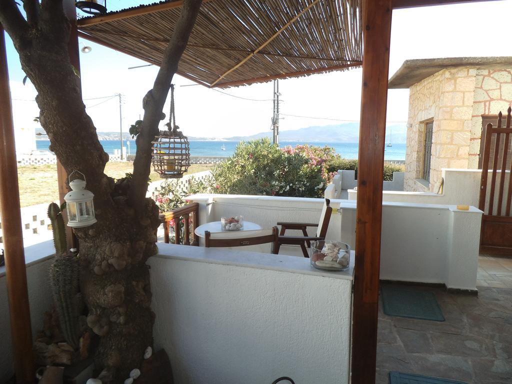 Apartment Medousa Adamantas (Milos)
