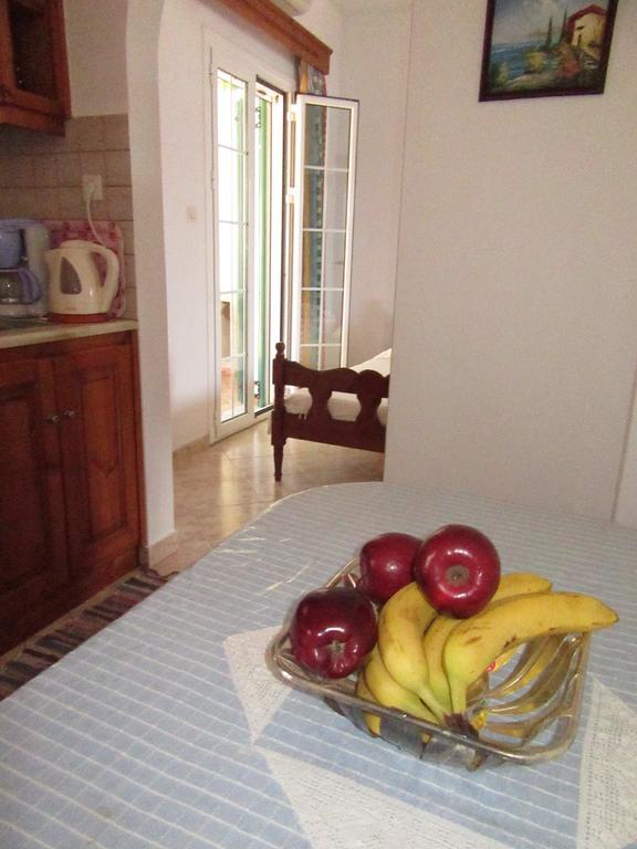Apartment Kalotina's Emborios