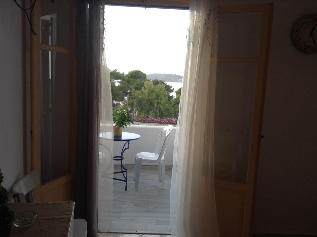 Nikoletta Parikia (Paros)